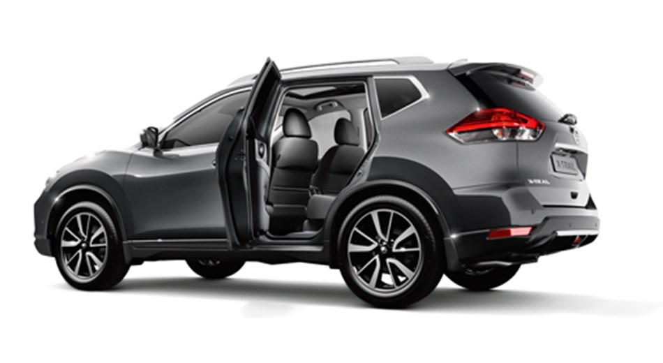 Side view of Nissan X-trail with Left back door open